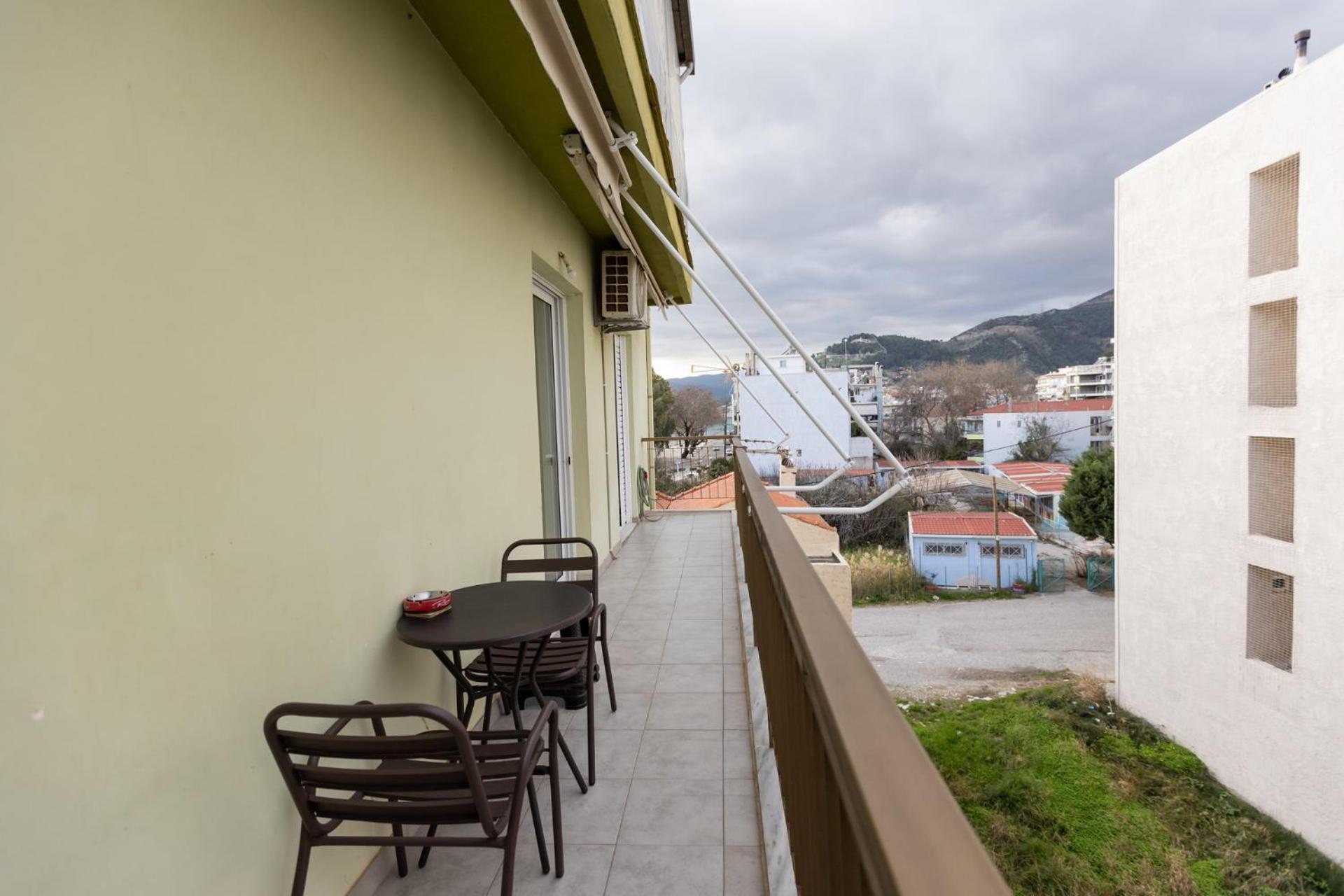 Τριάρι Διαμέρισμα 2Ο Ορόφου Nafpaktos Esterno foto